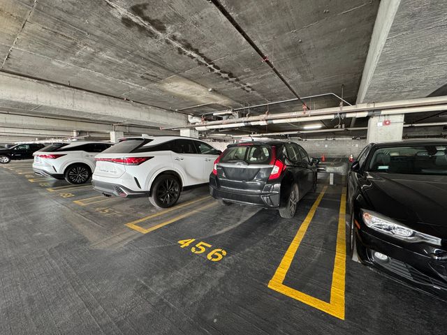 737 W Washington Boulevard 802, Chicago, IL 60661