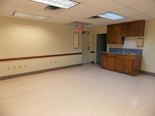 211 Gay Street, Mccomb, MS 39648