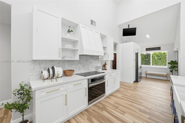 19920 NW 9th Dr 19920, Pembroke Pines, FL 33029