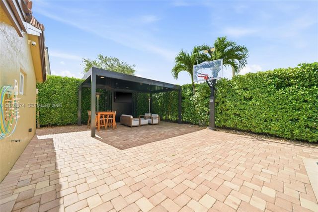 19920 NW 9th Dr 19920, Pembroke Pines, FL 33029