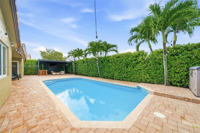 19920 NW 9th Dr 19920, Pembroke Pines, FL 33029
