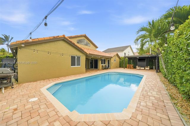 19920 NW 9th Dr 19920, Pembroke Pines, FL 33029