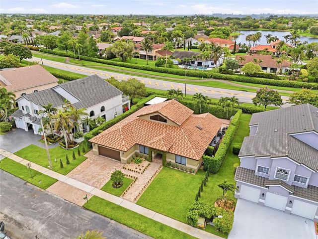 19920 NW 9th Dr 19920, Pembroke Pines, FL 33029