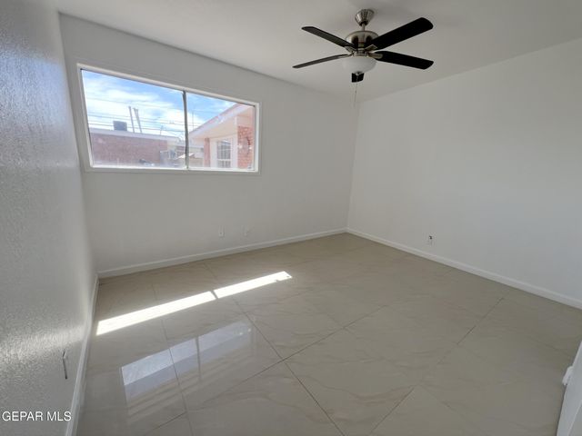 10009 JAMAICA Street, El Paso, TX 79924