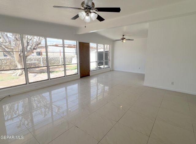 10009 JAMAICA Street, El Paso, TX 79924