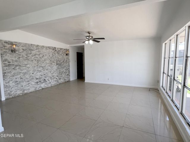 10009 JAMAICA Street, El Paso, TX 79924