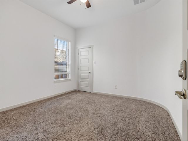 818 Kingwood Drive, League City, TX 77573