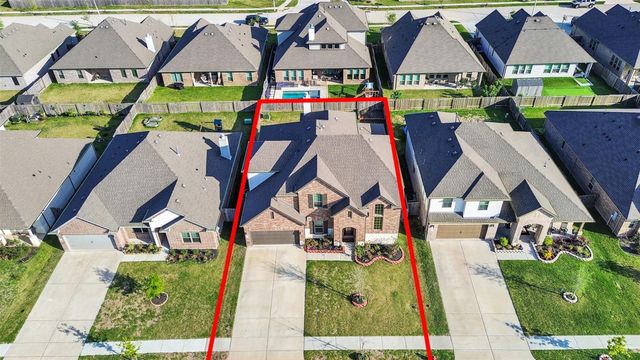 818 Kingwood Drive, League City, TX 77573