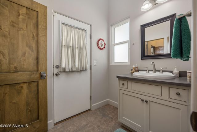 5174 Picuris Court, Las Cruces, NM 88011