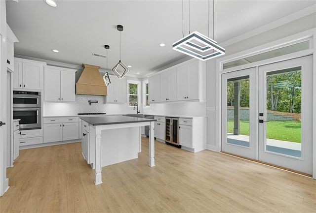 7530 Crestline Drive, Dawsonville, GA 30534