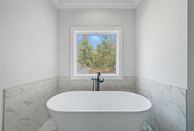 7530 Crestline Drive, Dawsonville, GA 30534