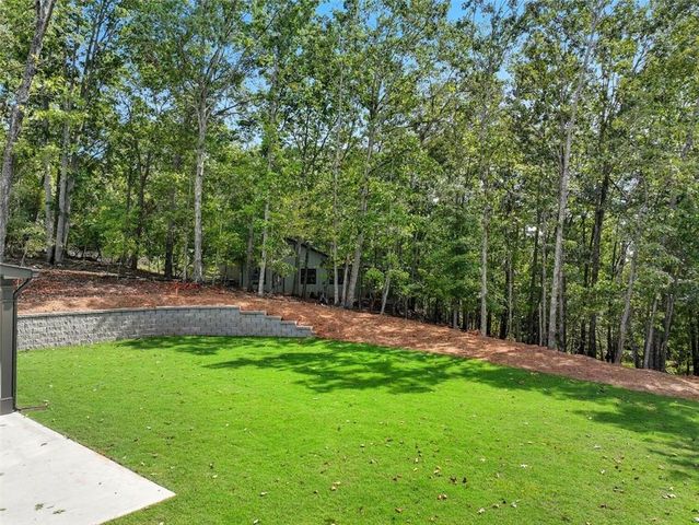 7530 Crestline Drive, Dawsonville, GA 30534