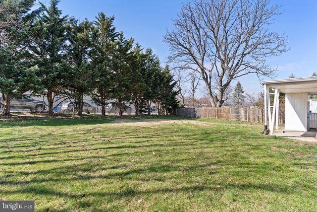 5002 COLORADO AVE, Harrisburg, PA 17109