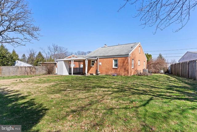 5002 COLORADO AVE, Harrisburg, PA 17109