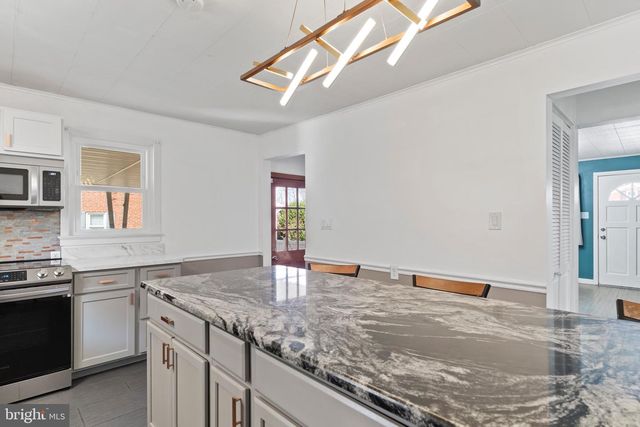 5002 COLORADO AVE, Harrisburg, PA 17109