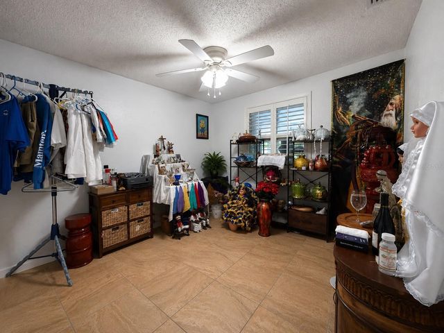 1341 FOXWOOD DRIVE, Lutz, FL 33549