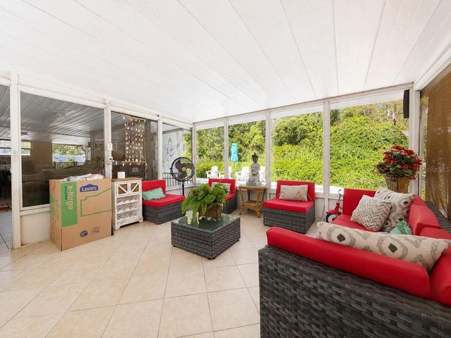 1341 FOXWOOD DRIVE, Lutz, FL 33549