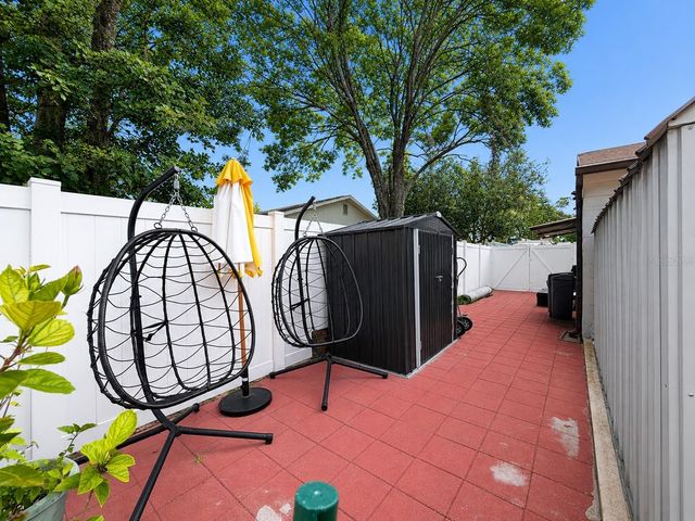 1341 FOXWOOD DRIVE, Lutz, FL 33549