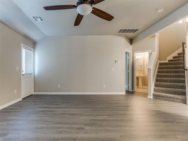 2408 Ressie Lane, Yukon, OK 73099