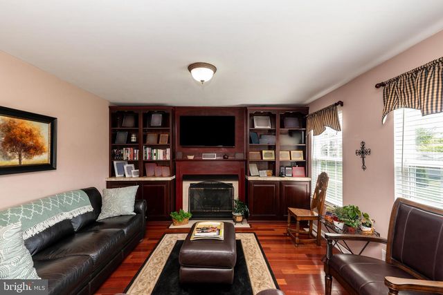 2201 MUSTEREL LN, Vineland, NJ 08361