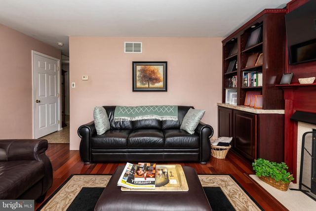 2201 MUSTEREL LN, Vineland, NJ 08361