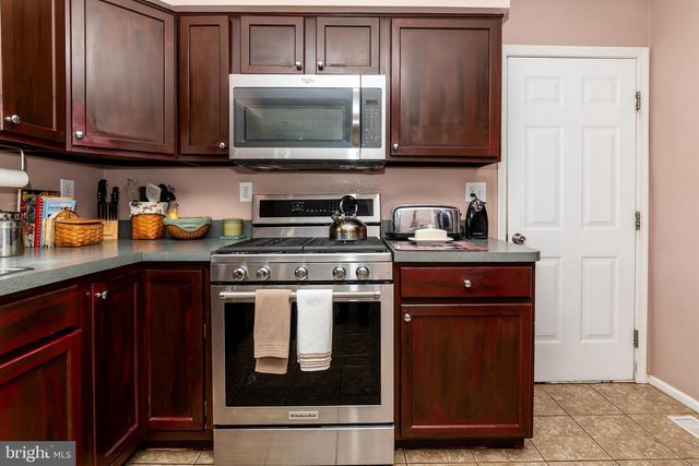 2201 MUSTEREL LN, Vineland, NJ 08361
