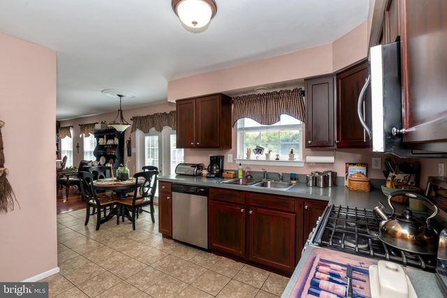 2201 MUSTEREL LN, Vineland, NJ 08361