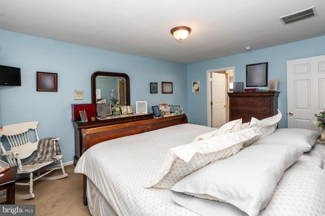 2201 MUSTEREL LN, Vineland, NJ 08361