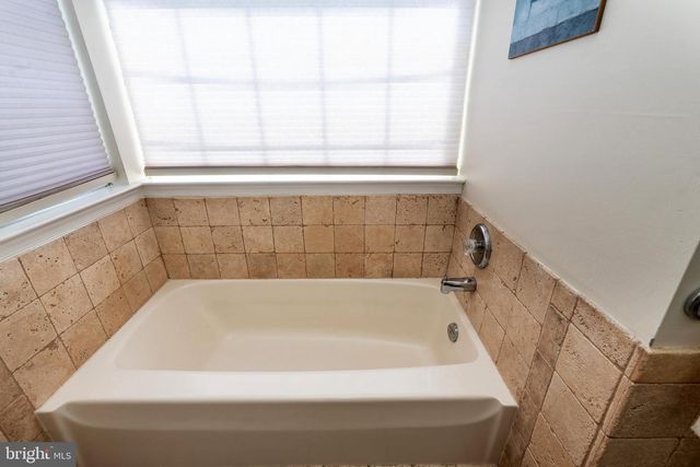 2201 MUSTEREL LN, Vineland, NJ 08361