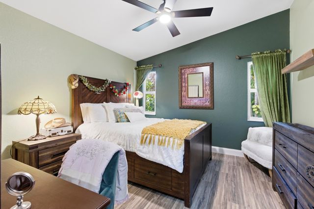 340 Hammocks Trail, Greenacres, FL 33413