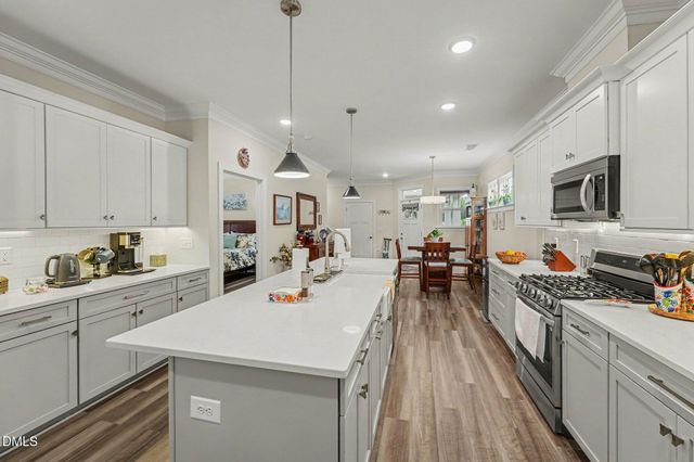 47 Swain Street, Clayton, NC 27527