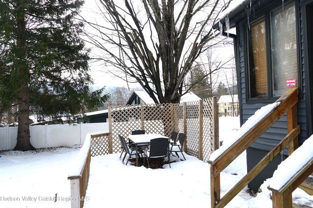 28 Sutton Hollow, Windham, NY 12496