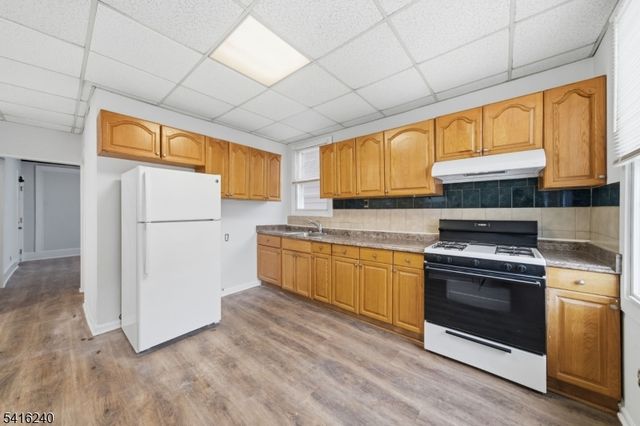 18 Rutland Ave, Kearny Town, NJ 07032