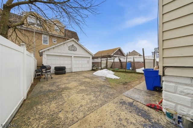 18 Rutland Ave, Kearny Town, NJ 07032