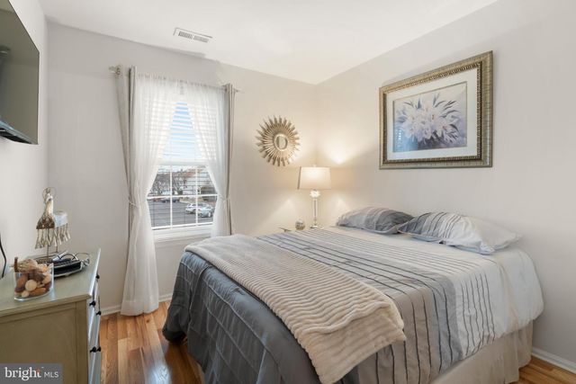 1302 ABERDEEN LN, Blackwood, NJ 08012