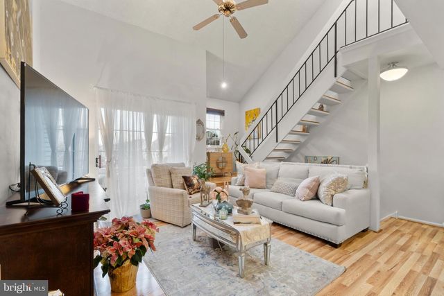 1302 ABERDEEN LN, Blackwood, NJ 08012