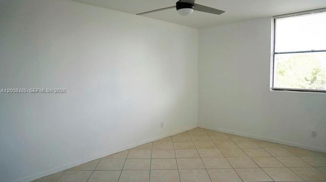 2771 Riverside Dr 405-A, Coral Springs, FL 33065