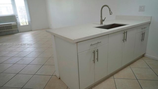 2771 Riverside Dr 405-A, Coral Springs, FL 33065