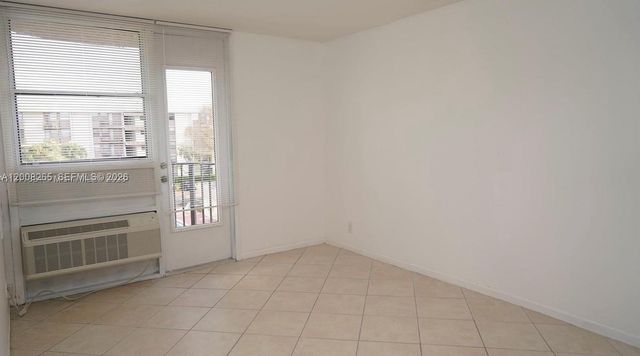 2771 Riverside Dr 405-A, Coral Springs, FL 33065