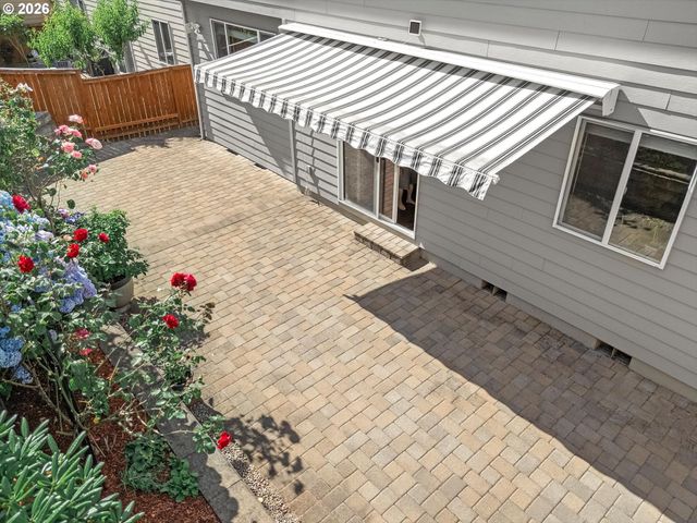 17366 Se BLACKBURN St, Damascus, OR 97089