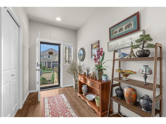 17366 Se BLACKBURN St, Damascus, OR 97089