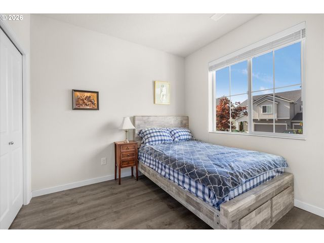 17366 Se BLACKBURN St, Damascus, OR 97089