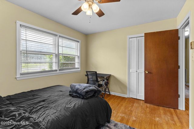 1 Lee Court, Jacksonville, NC 28546