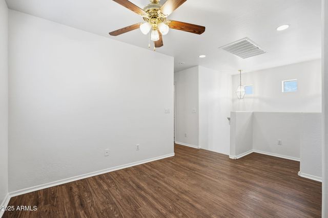 3040 W LOS GATOS Drive, Phoenix, AZ 85027