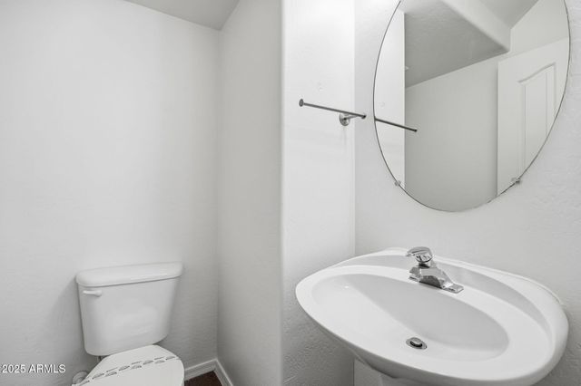 3040 W LOS GATOS Drive, Phoenix, AZ 85027