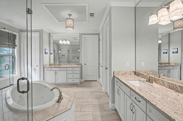 477 FALLEN TIMBERS LN, Collierville, TN 38017