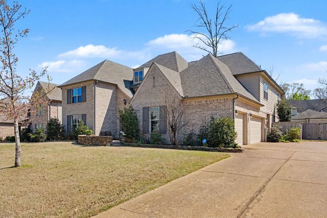 477 FALLEN TIMBERS LN, Collierville, TN 38017