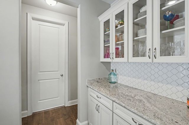 477 FALLEN TIMBERS LN, Collierville, TN 38017