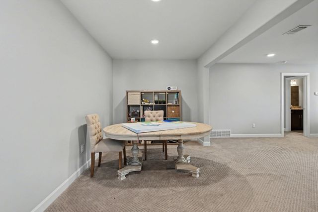 477 FALLEN TIMBERS LN, Collierville, TN 38017