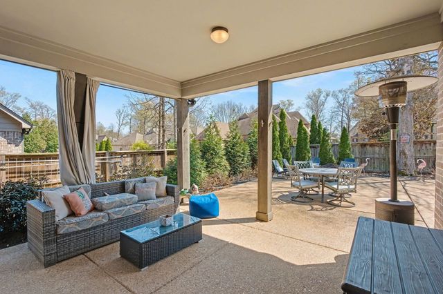 477 FALLEN TIMBERS LN, Collierville, TN 38017